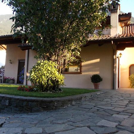 Les Hirondelles Bed & Breakfast Fenis Dış mekan fotoğraf