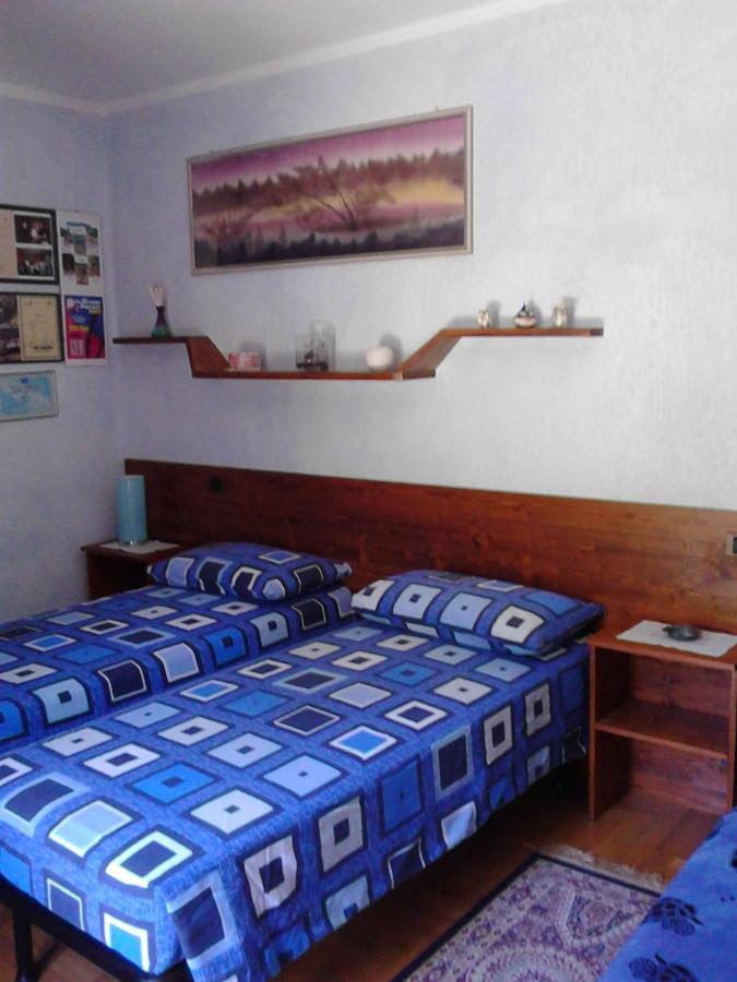 Les Hirondelles Bed & Breakfast Fenis Dış mekan fotoğraf