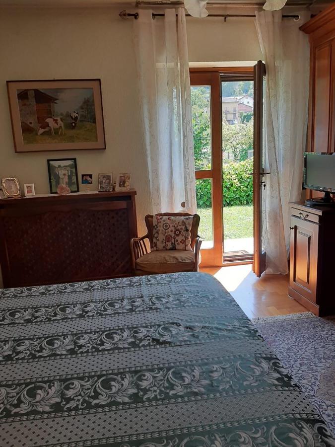 Les Hirondelles Bed & Breakfast Fenis Dış mekan fotoğraf